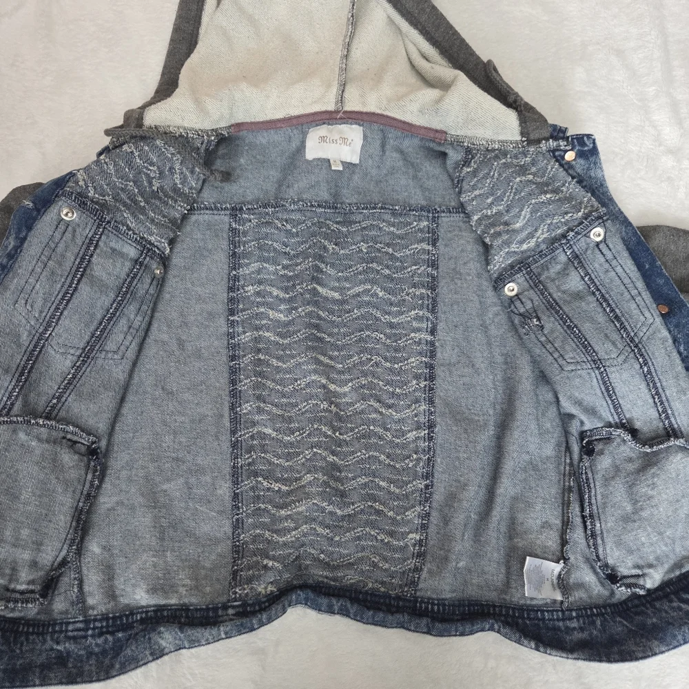 Miss‎ Me Jean Jacket Girls Med Cotton Sleeve hooded Embellished Beaded